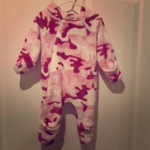 6m Bass Pro Infant Pink Camo Sleeper